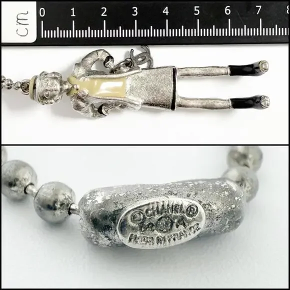 CHANEL Authentic Vintage Necklace - Picture 9 of 10